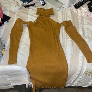 Goldish shoulderless above knee dress